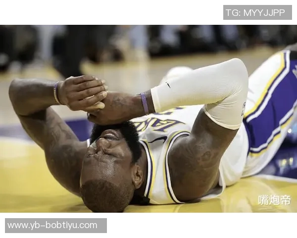 太阳记者反击湖人球迷质疑东契奇上场对里夫斯51分的影响 太阳记者反击湖人球迷质疑东契奇上场对里夫斯51分的影响