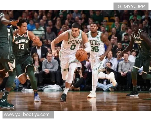 媒体人分析文班表现提升但持球进攻仍待突破与质变 媒体人分析文班表现提升但持球进攻仍待突破与质变